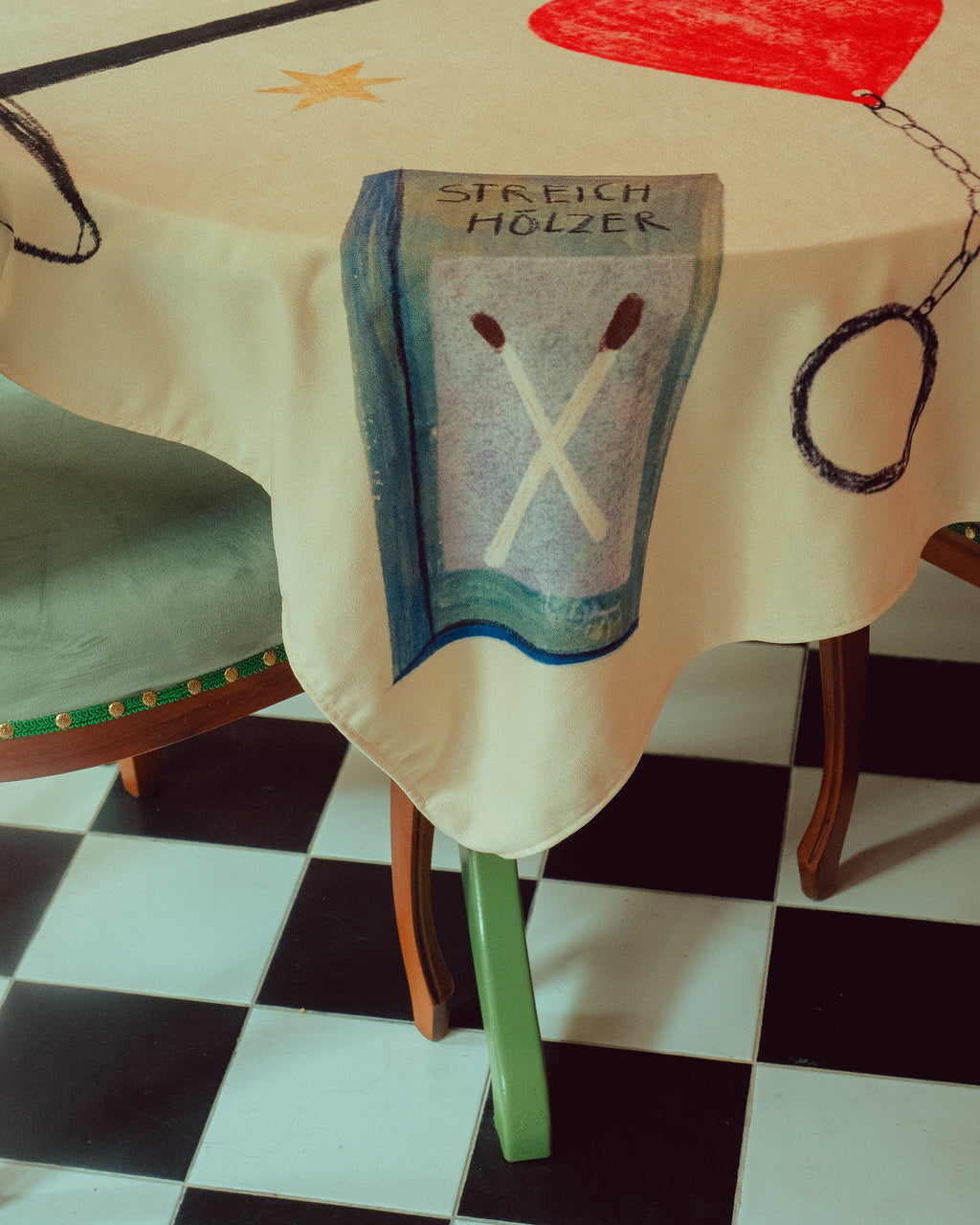 Tablecloth by DAE - interior