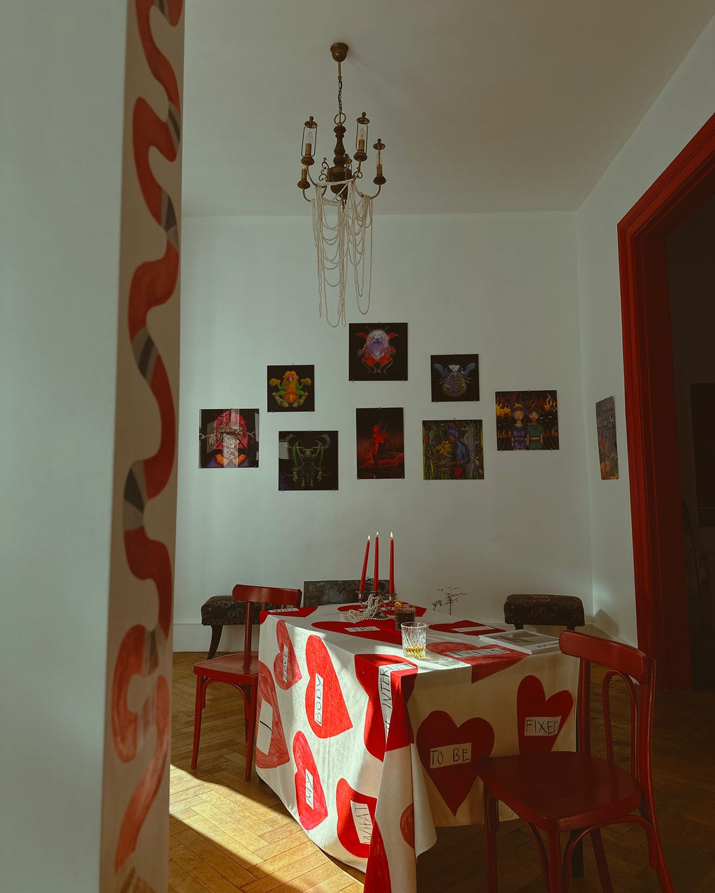 Table Linen in decorative room, TABLECLOTH by DAE