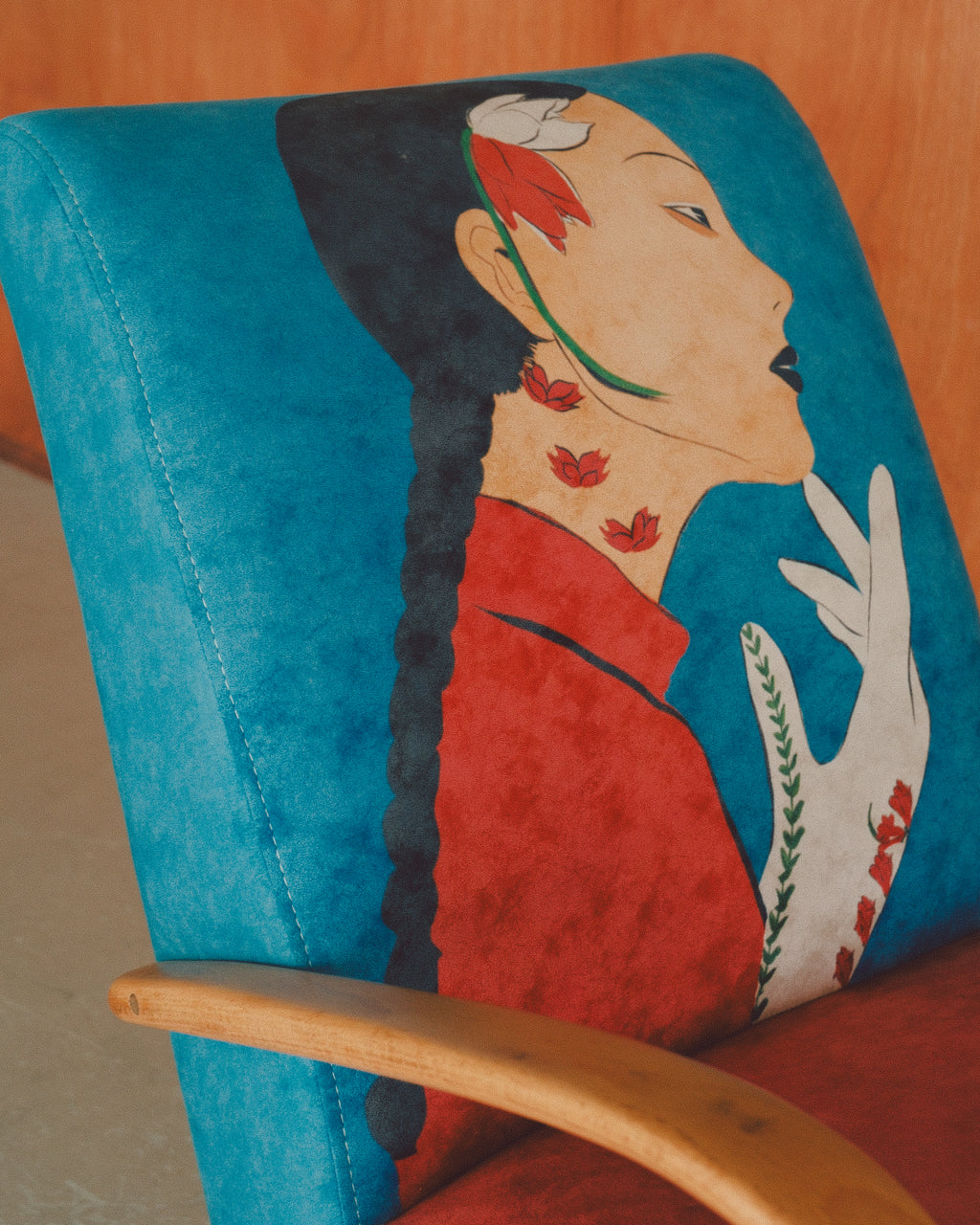 Details of armchair by Lea Woo