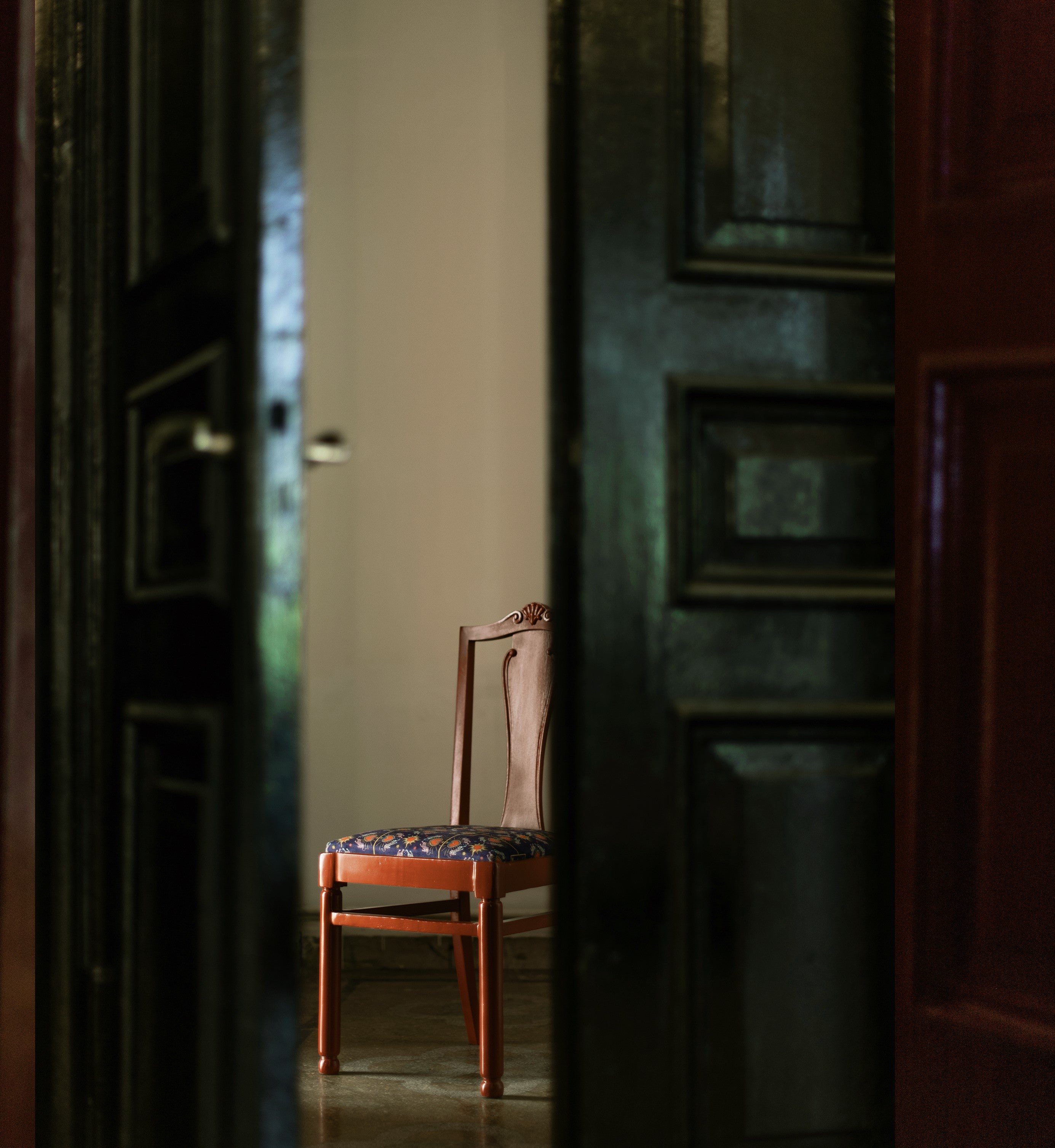Chair "Vepkhistkaosani" 4